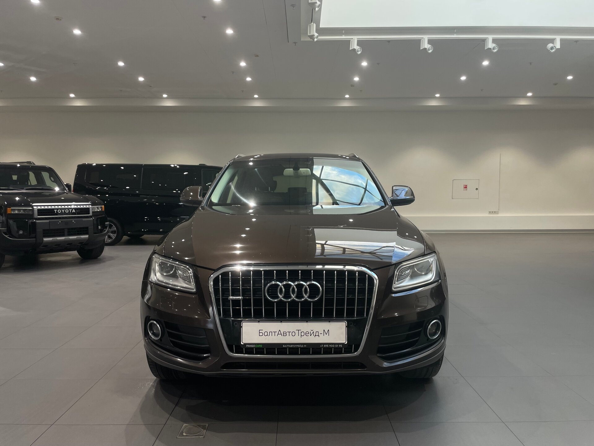 Автомобиль Audi Q5 2.0 AT (225 л.с.) 4WD - 2