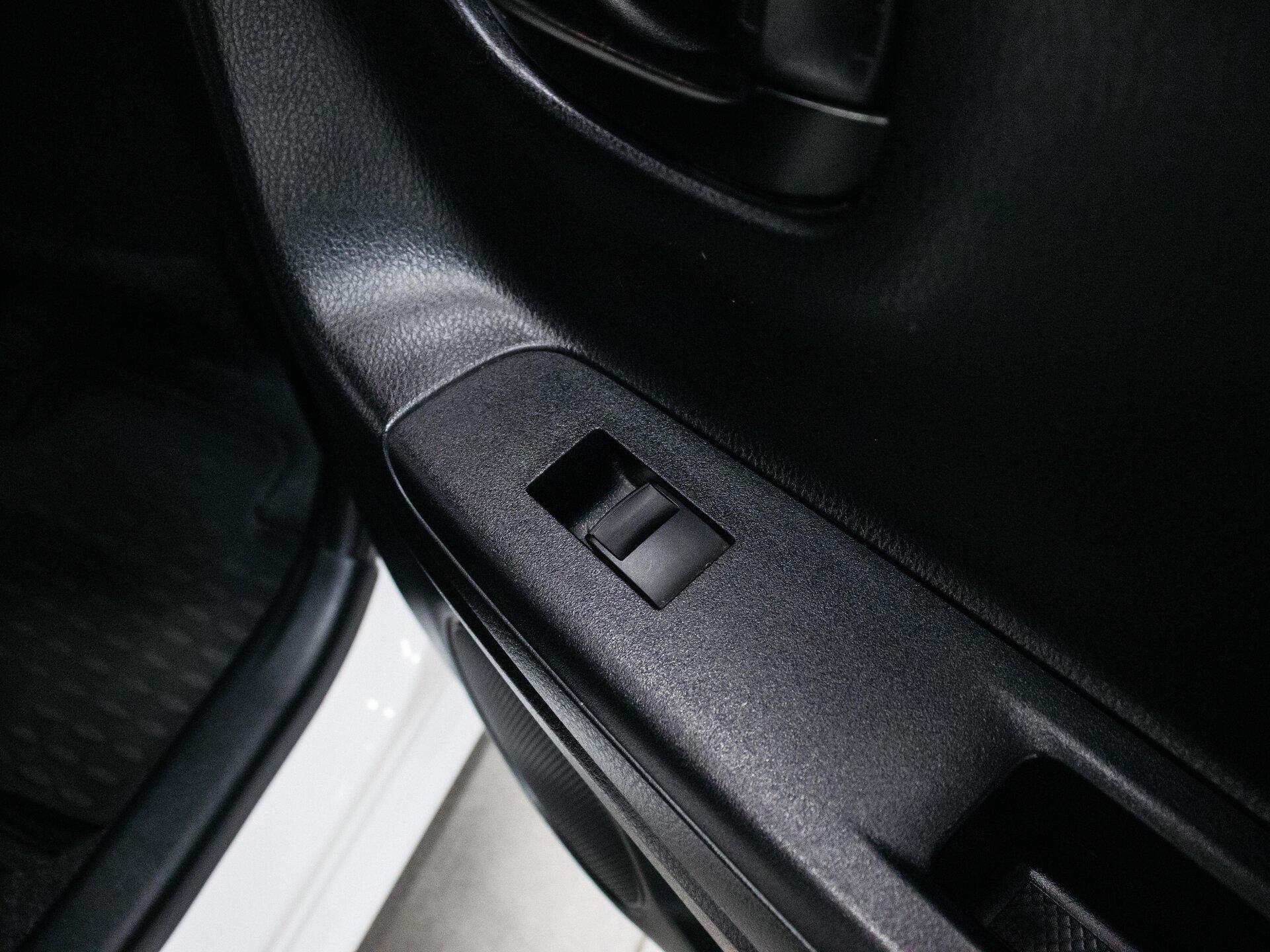 Toyota Vitz 2019 26