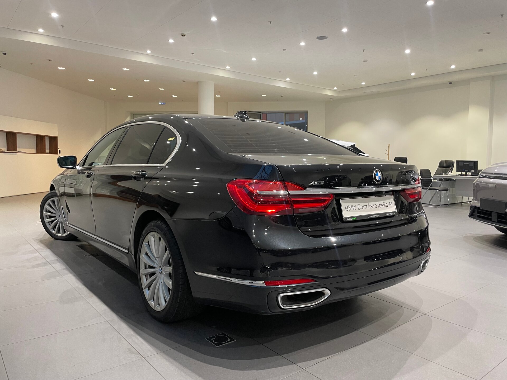 Автомобиль BMW 7 серии 730Ld xDrive 3.0d AT (265 л.с.) 4WD - 4