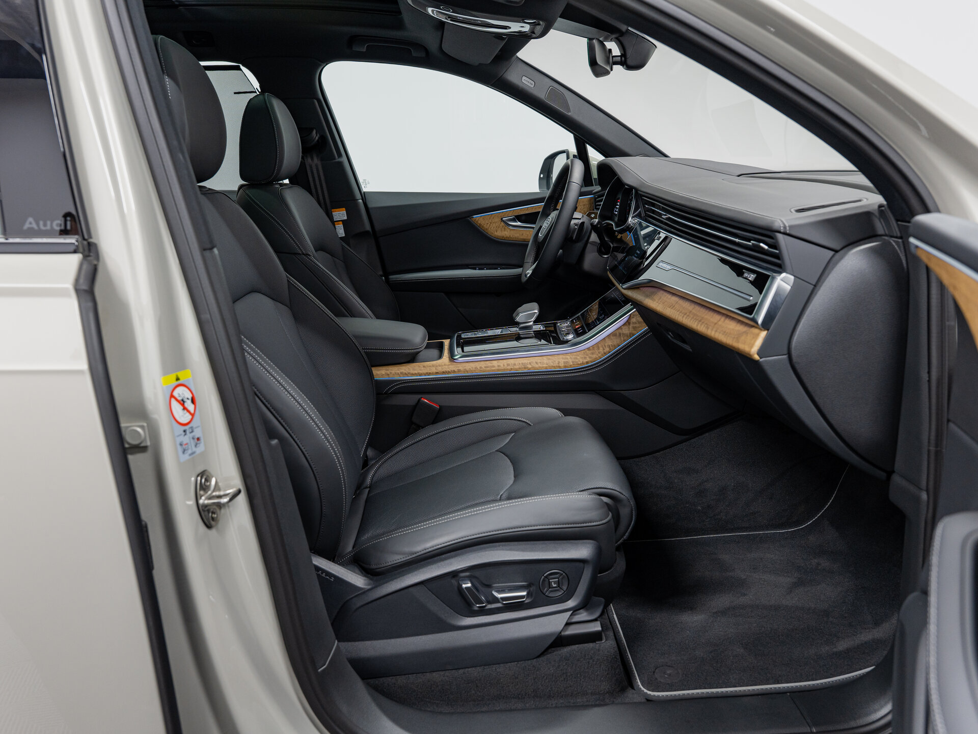 Автомобиль Audi Q7 55 TFSI 3.0 AT (340 л.с.) 4WD - 13
