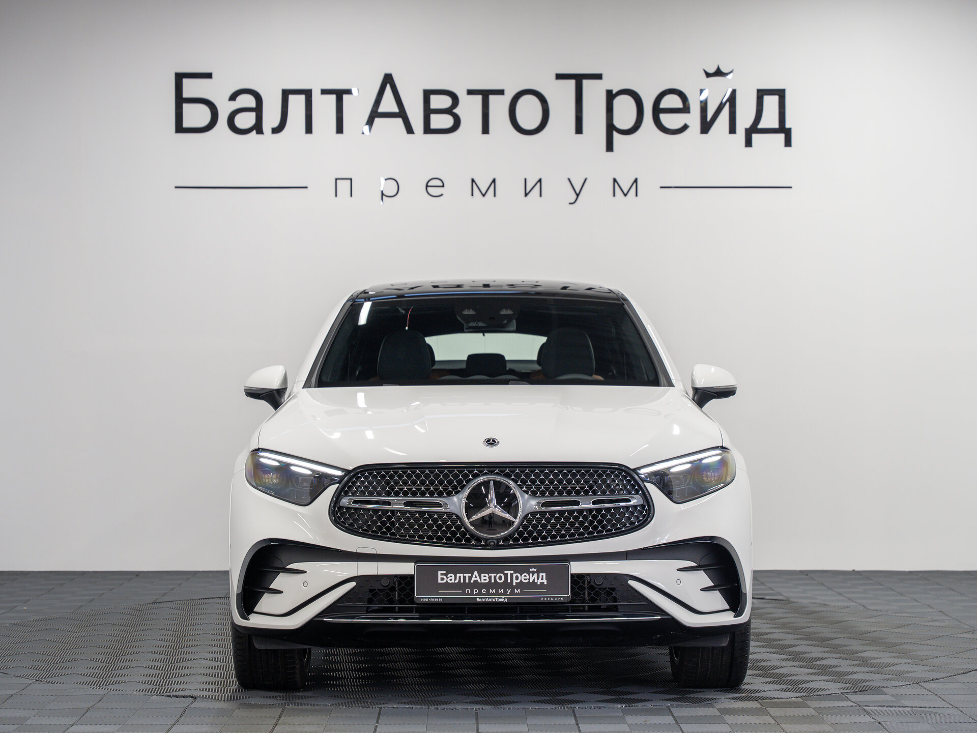 Автомобиль Mercedes-Benz GLC Coupe 300 2.0 AT (258 л.с.) 4WD - 4
