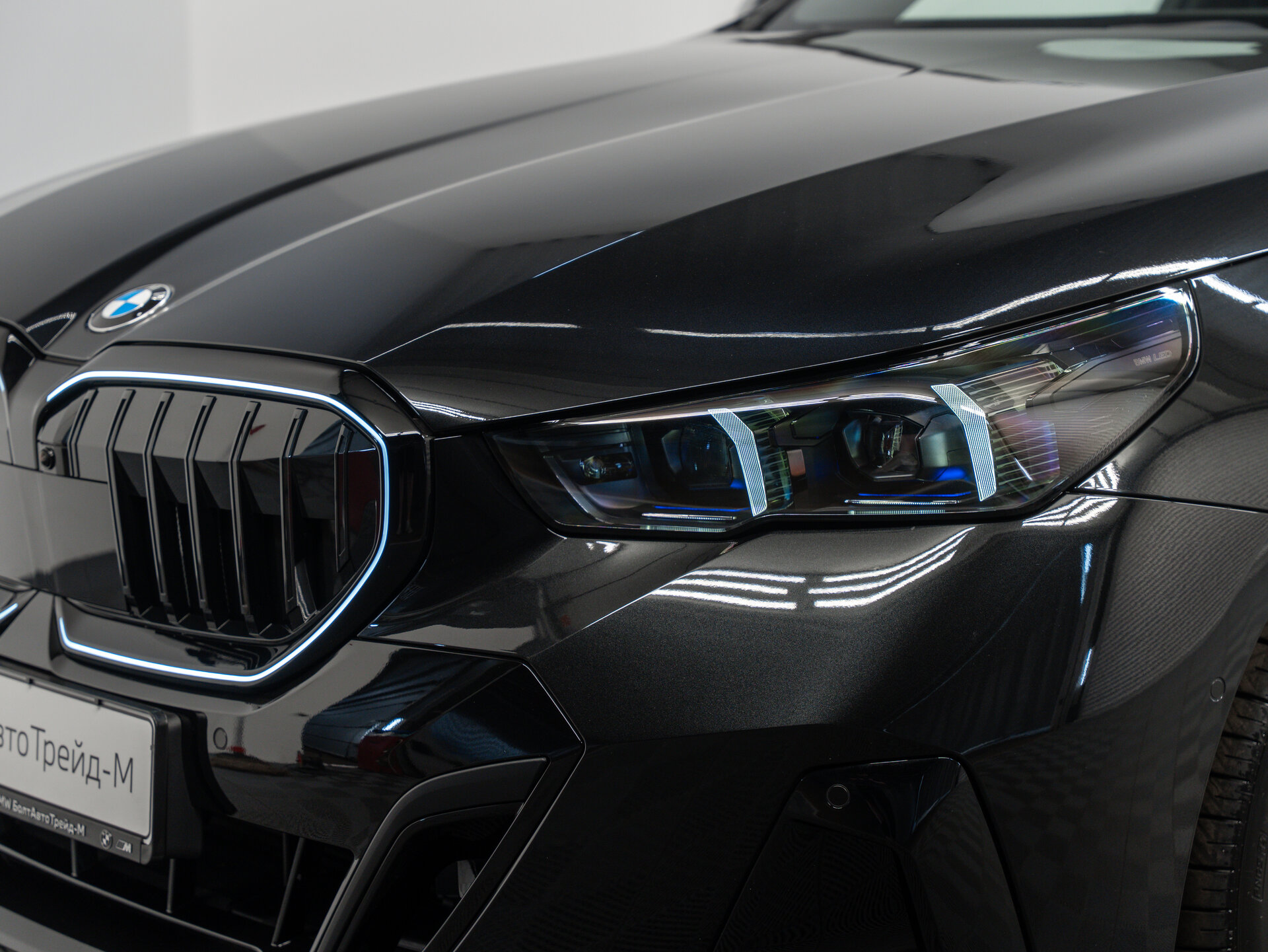 Автомобиль BMW 5 серии 540d xDrive 3.0d AT (303 л.с.) 4WD - 9