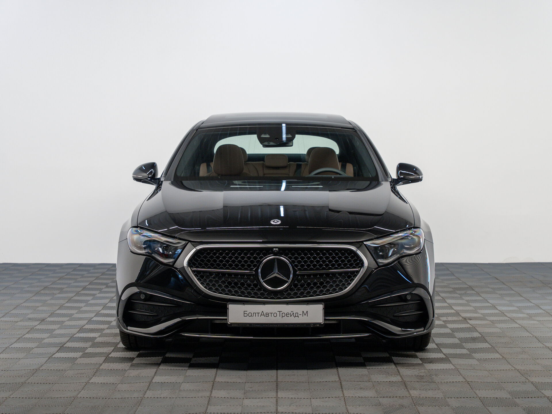 Автомобиль Mercedes-Benz E-Класс 300 2.0 AT (258 л.с.) 4WD - 2
