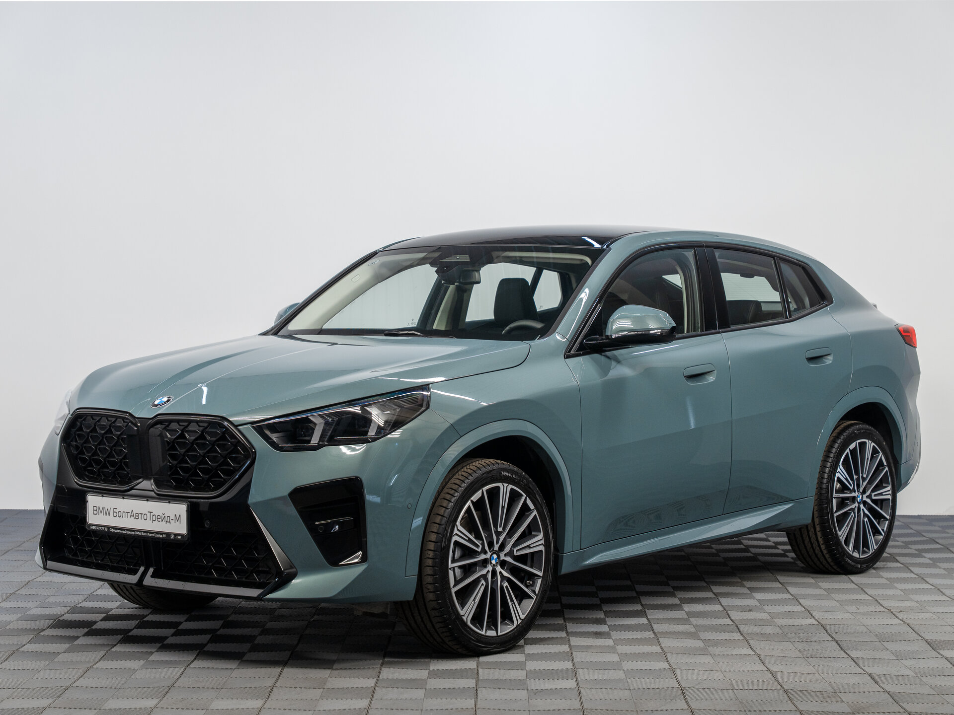 Автомобиль BMW X2 xDrive25i 2.0 AMT (204 л.с.) 4WD - 1