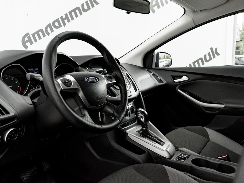 Купить Ford Focus 1.6 AMT (125 л.с.), 2011 в Екатеренбурге
