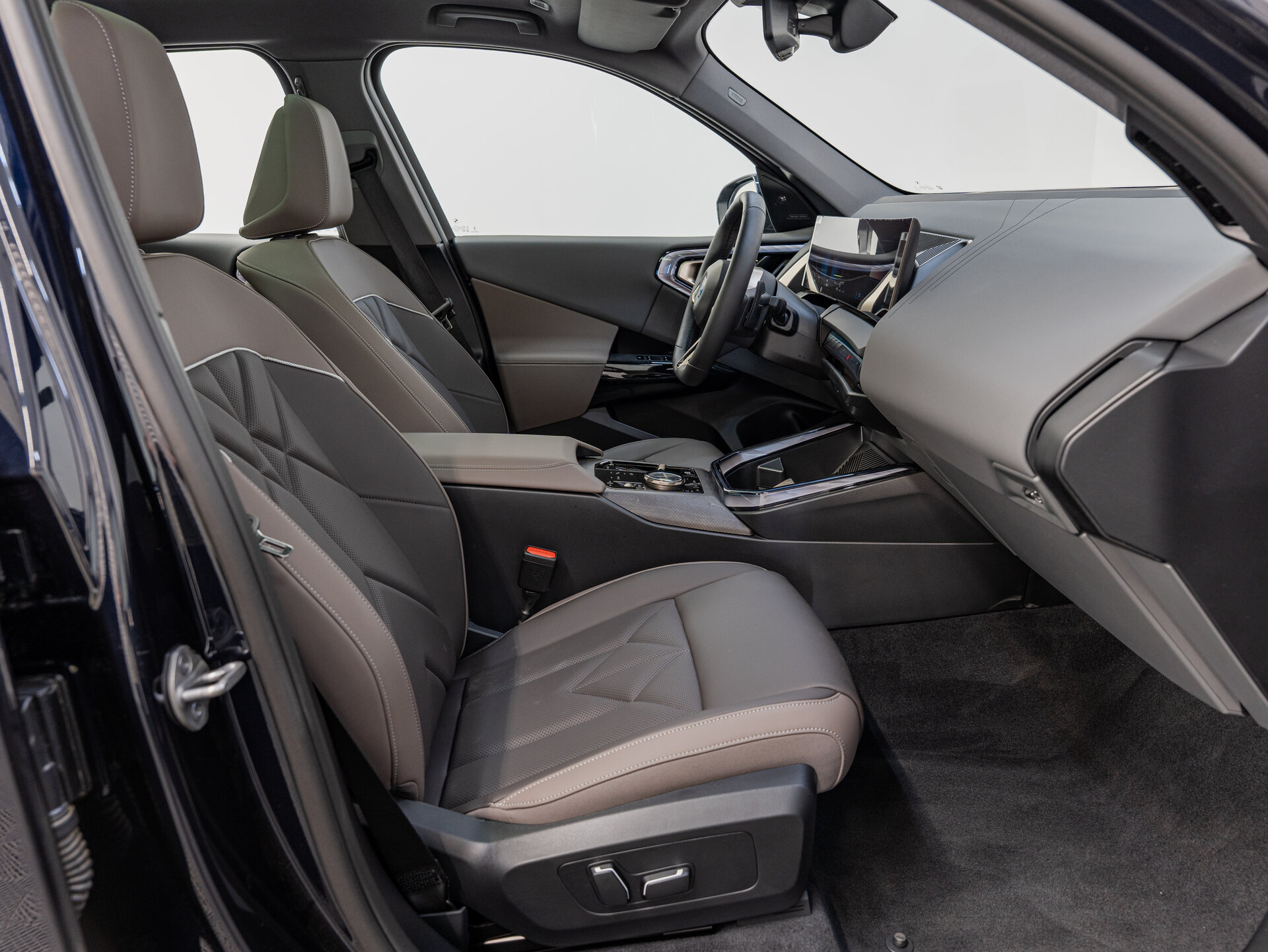 Автомобиль BMW X3 30L xDrive 2.0 AT (258 л.с.) 4WD - 10