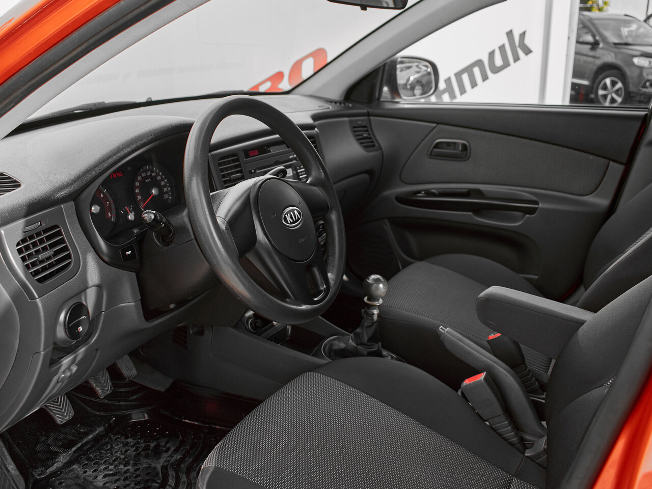 Купить Kia Rio 1.4 MT (95 л.с.), 2010 в Екатеренбурге