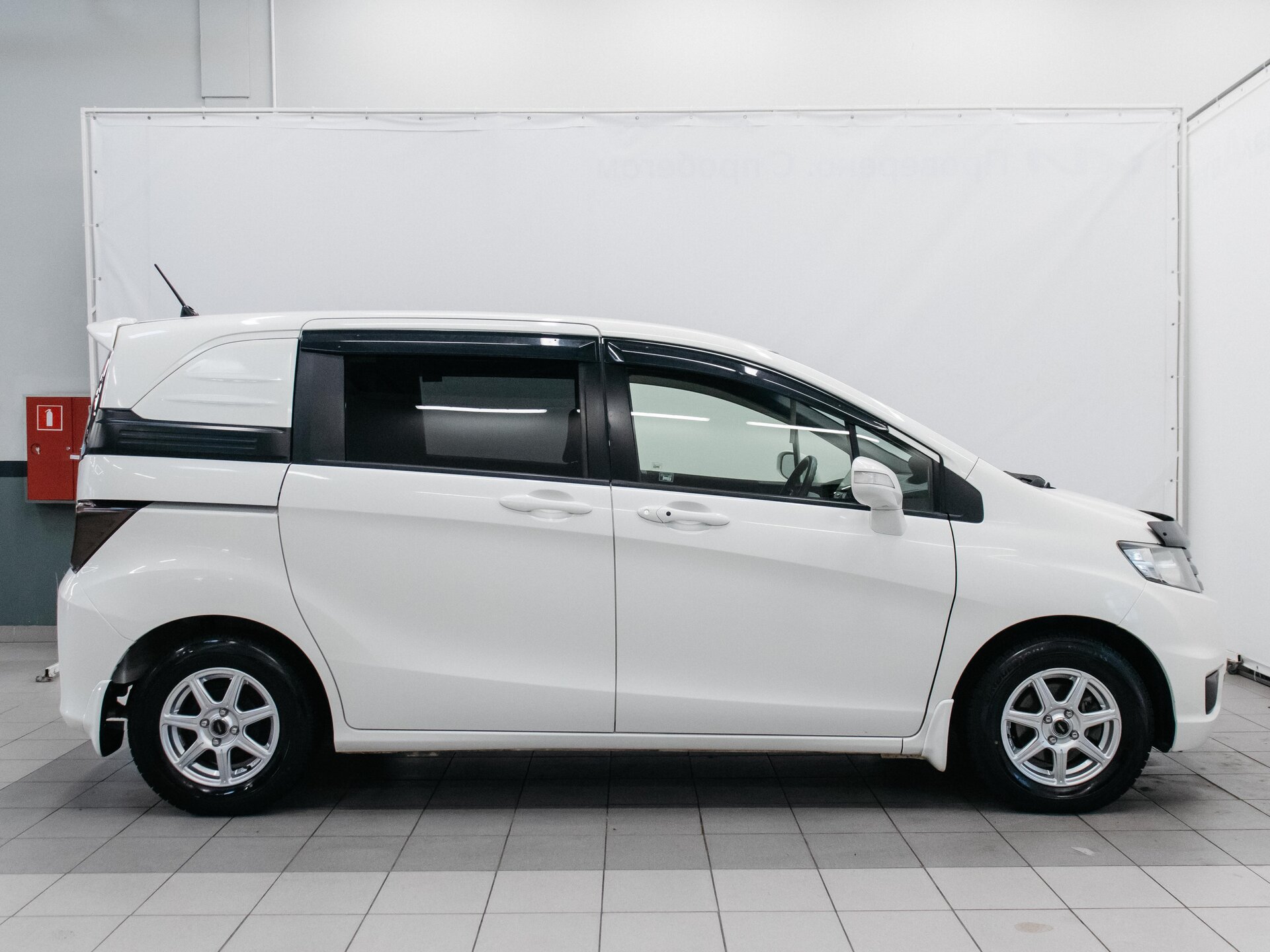 Honda Freed 2012 6