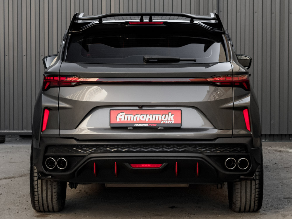 Купить Geely Coolray 1.5 AMT (177 л.с.), 2023 в Екатеренбурге
