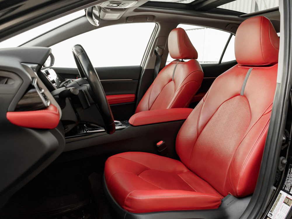 Купить Toyota Camry US Market 3.5 AT (301 л.с.), 2018 в Екатеренбурге