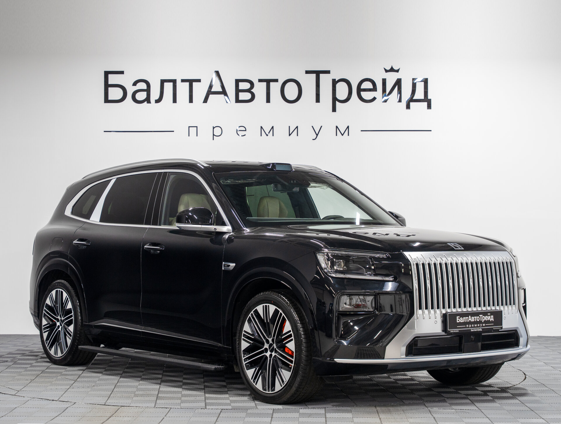 Автомобиль Zeekr 8X 70 kWh 2.0hyb AT (898 л.с.) 4WD - 5