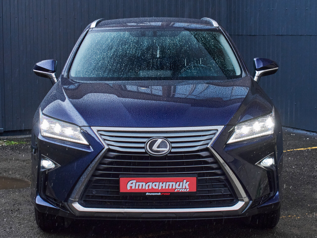 Купить Lexus RX 200t 2.0 AT (238 л.с.) 4WD, 2018 в Екатеренбурге
