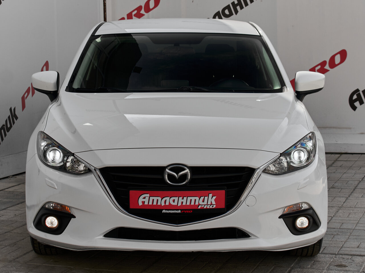 Купить Mazda 3 1.6 AT (104 л.с.), 2014 в Екатеренбурге