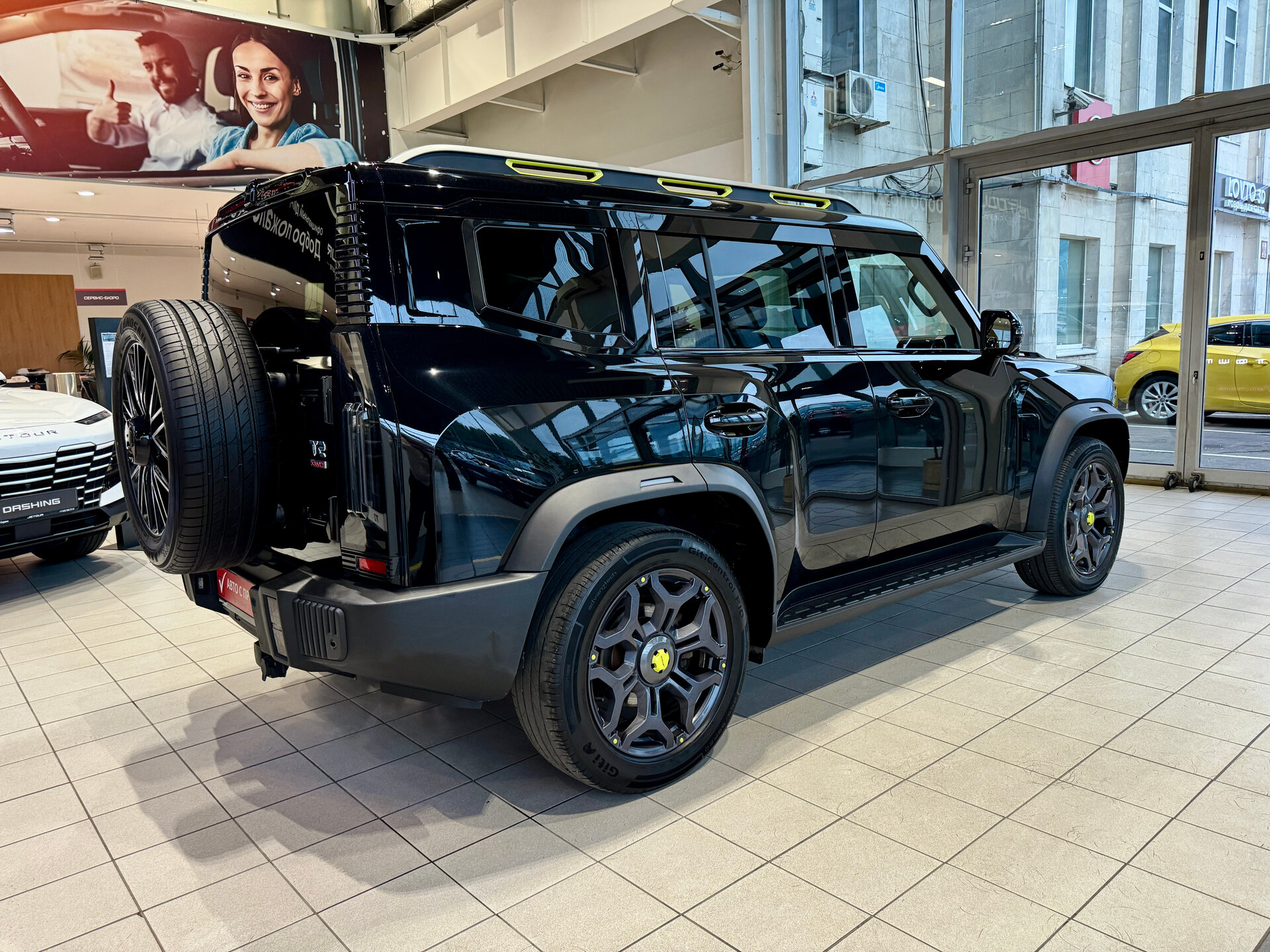БУ автомобиль Jetour T2 2024  2.0 л ( 245 л. с.) Черный с пробегом 69390 км
