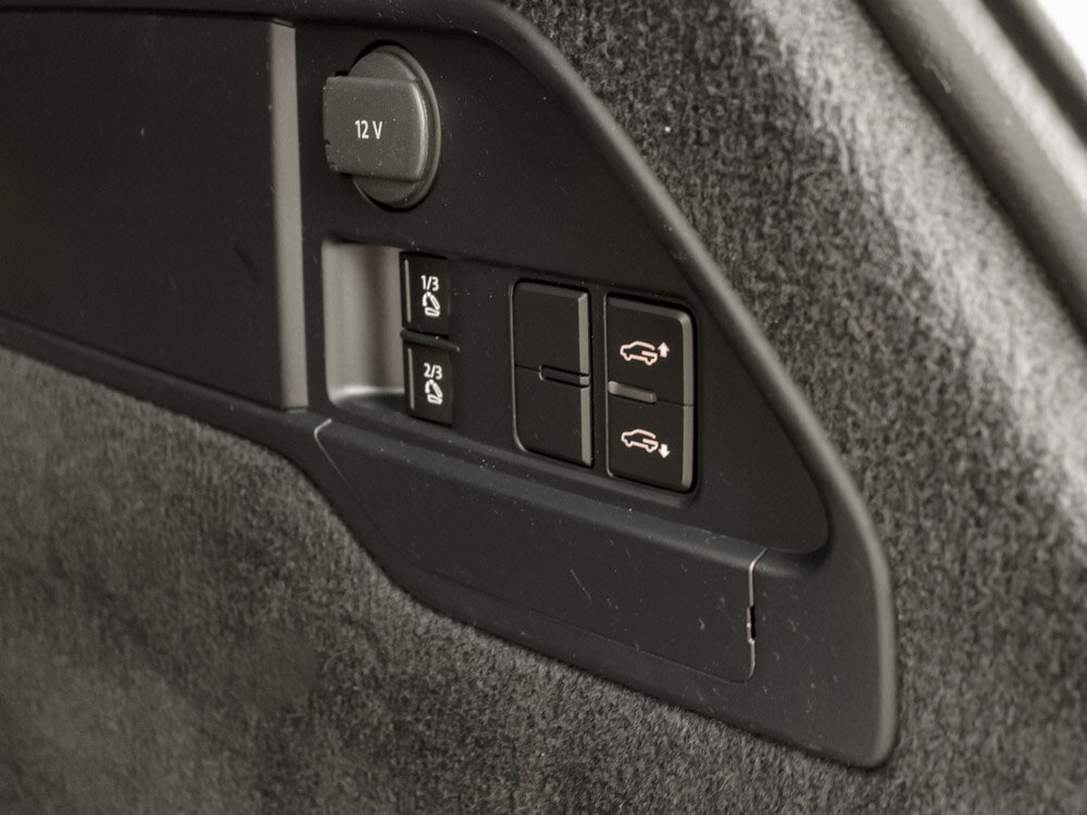 Купить Volkswagen Touareg 3.6 AT (249 л.с.) 4WD, 2012 в Екатеренбурге