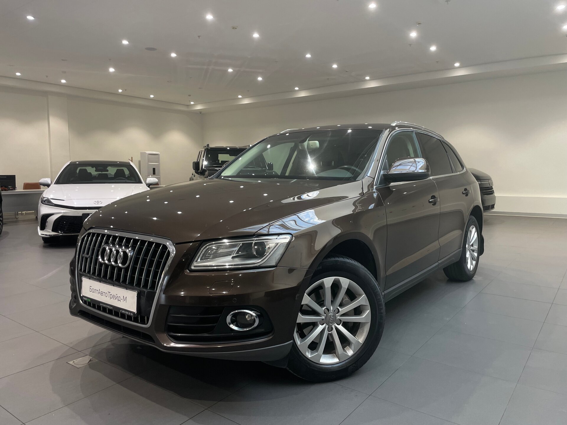 Автомобиль Audi Q5 2.0 AT (225 л.с.) 4WD - 1