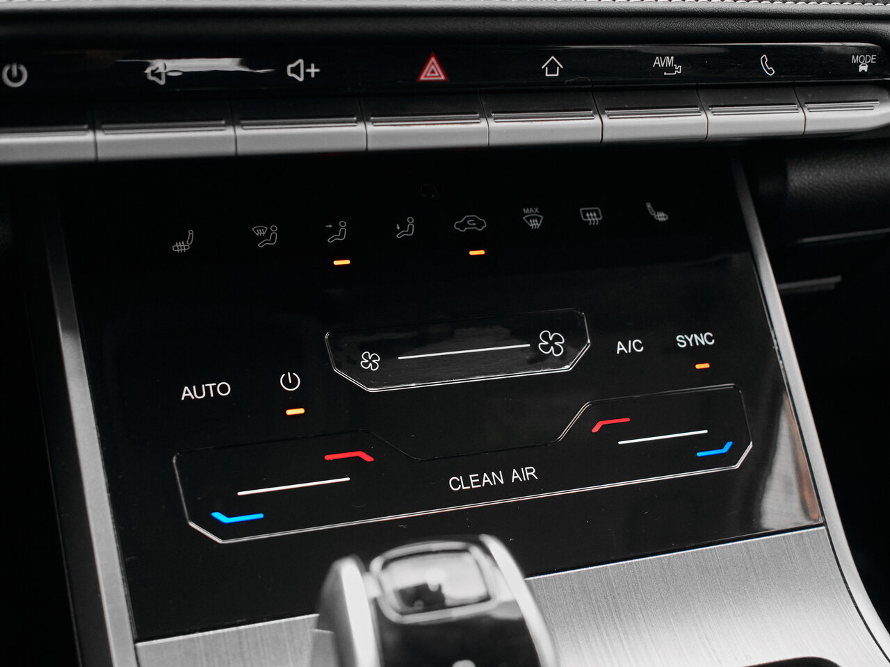 Купить Chery Tiggo 4 Pro 1.5 CVT (147 л.с.), 2023 в Екатеренбурге