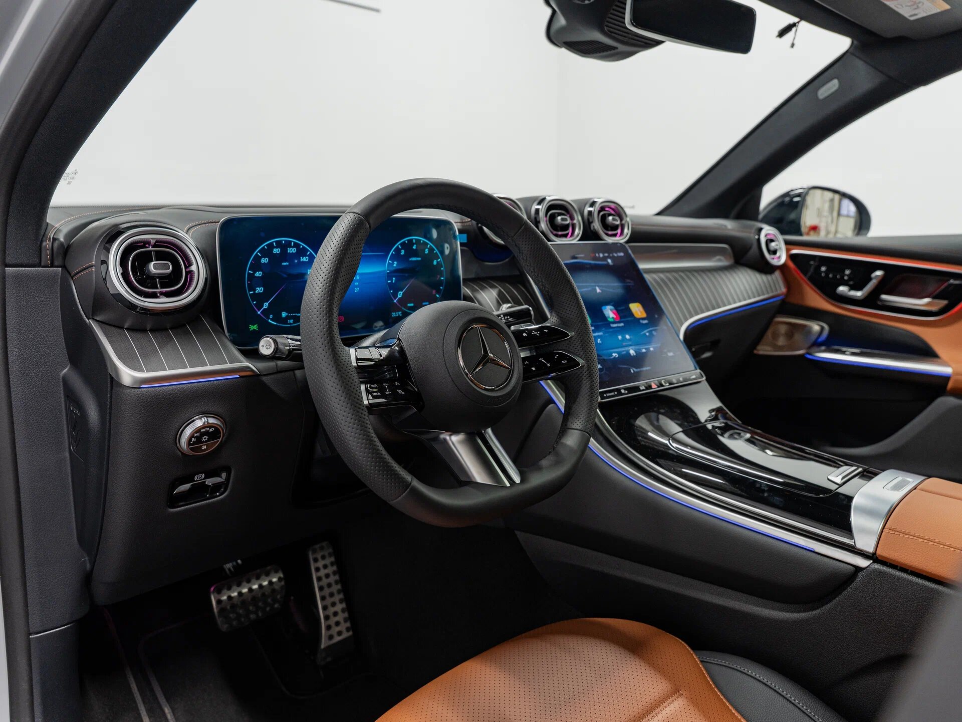 Автомобиль Mercedes-Benz GLC Coupe 300 2.0 AT (258 л.с.) 4WD - 12