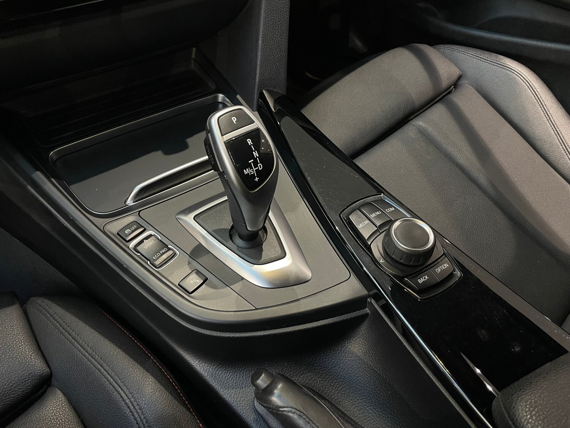 Автомобиль BMW 4 серии 420i 2.0 AT (184 л.с.) - 17