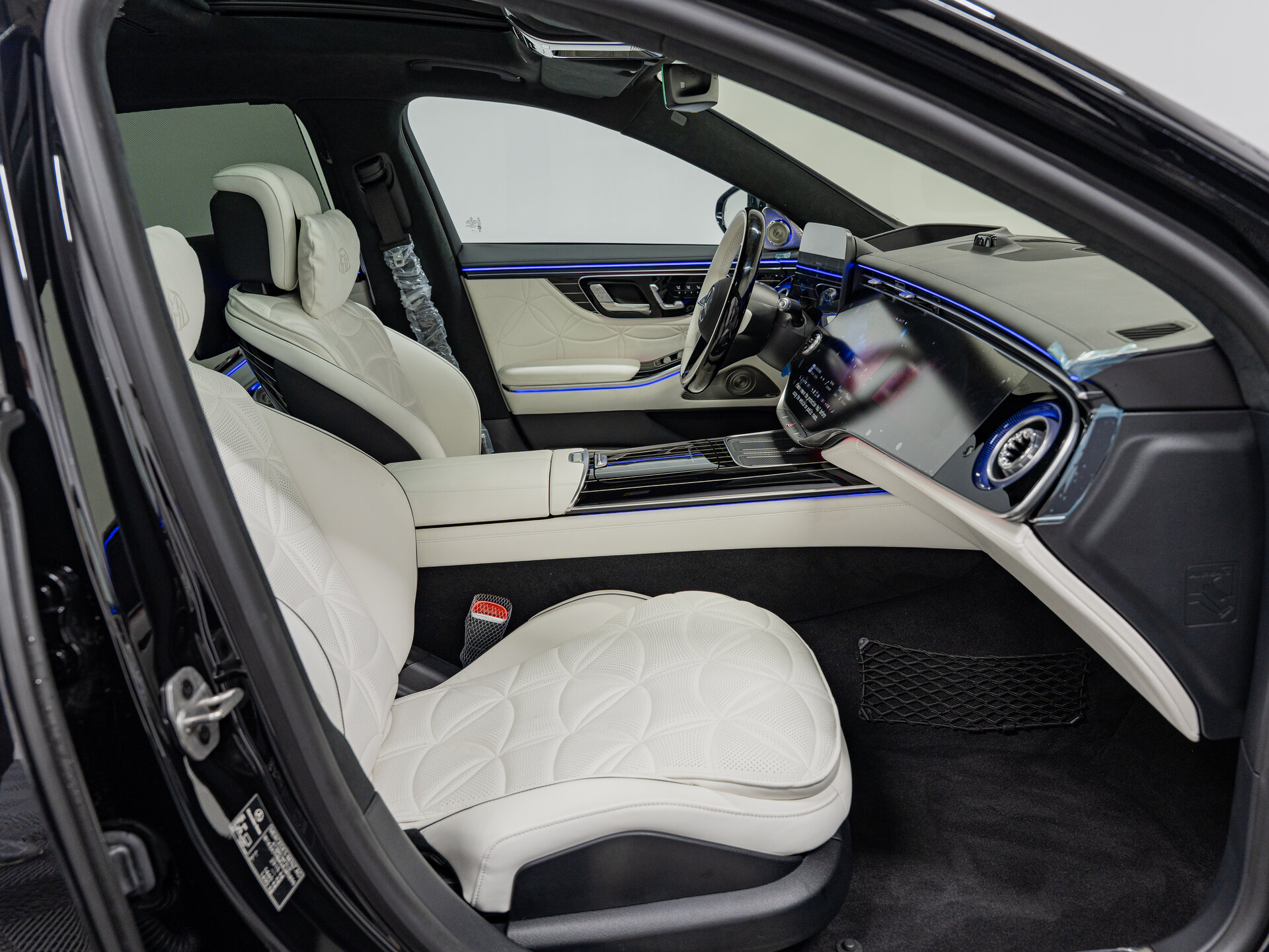 Автомобиль Mercedes-Benz Maybach S-Класс 580 4.0 AT (537 л.с.) 4WD - 17