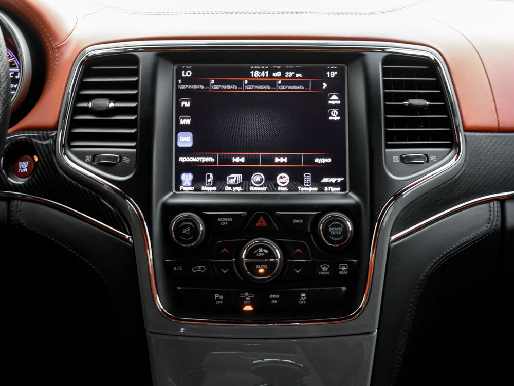 Купить Jeep Grand Cherokee SRT 6.4 AT (468 л.с.) 4WD, 2013 в Екатеренбурге