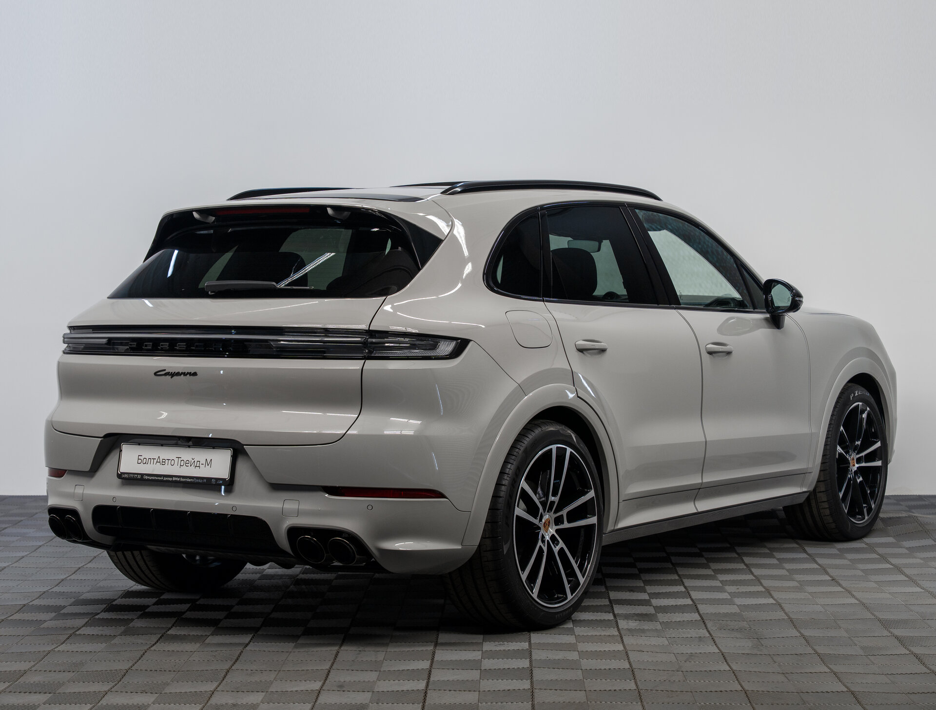 Автомобиль Porsche Cayenne 3.0 AT (353 л.с.) 4WD - 5