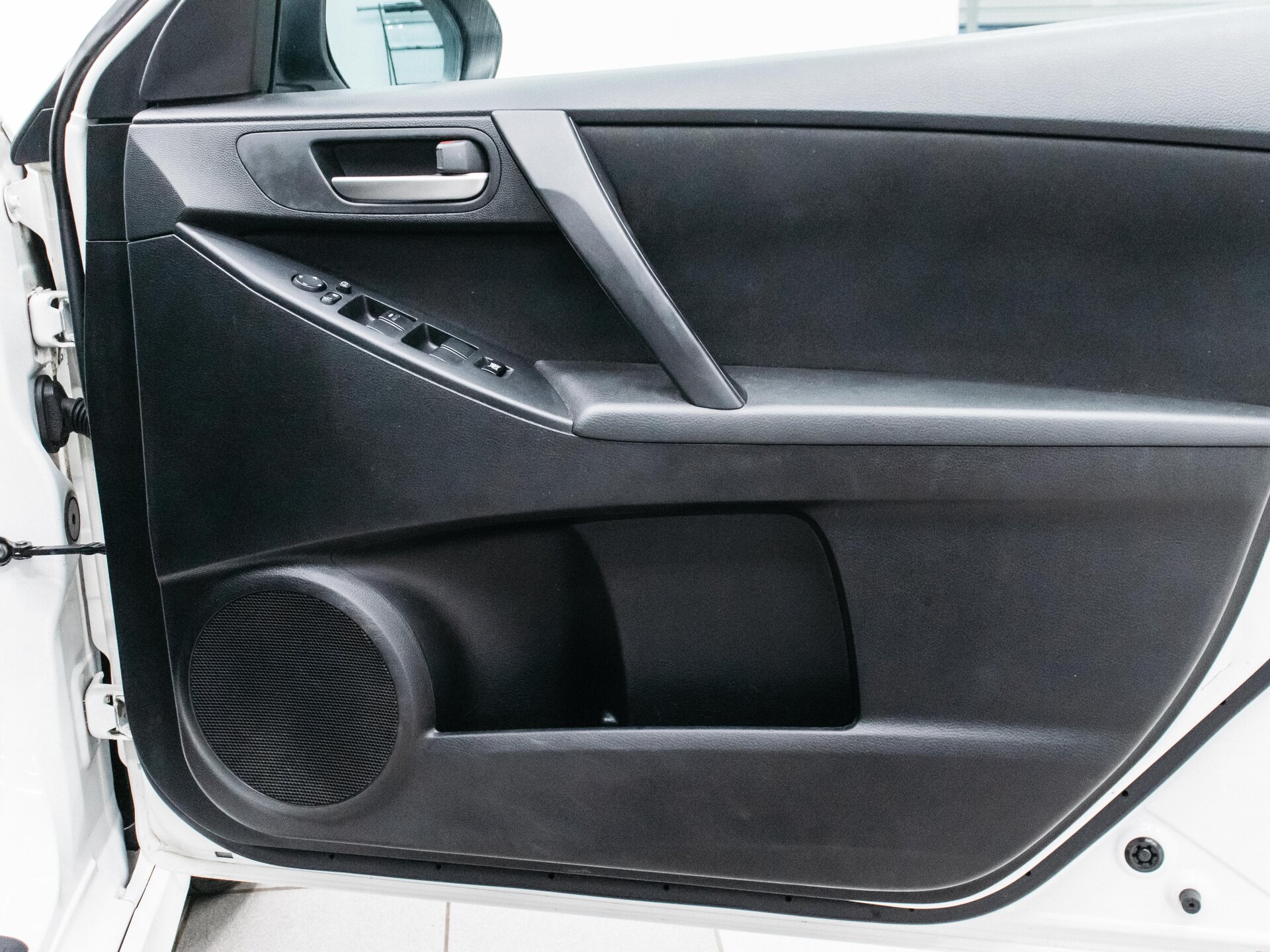 Mazda Axela 2010 10