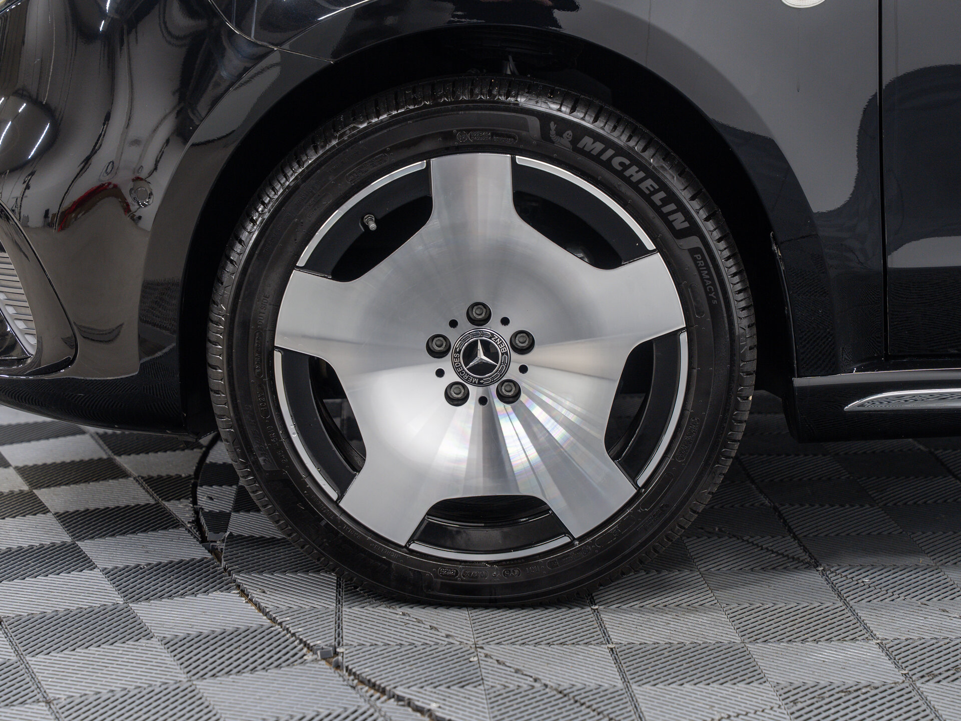 Автомобиль Mercedes-Benz V-Класс 300 экстра длинный 2.0 AT (231 л.с.) - 3