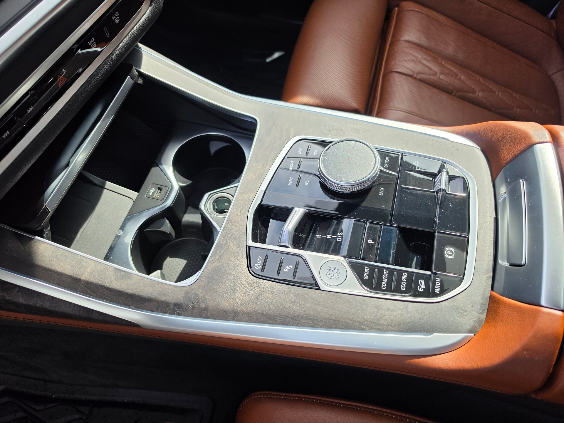 Автомобиль BMW X7 40d 3.0d AT (340 л.с.) 4WD - 8