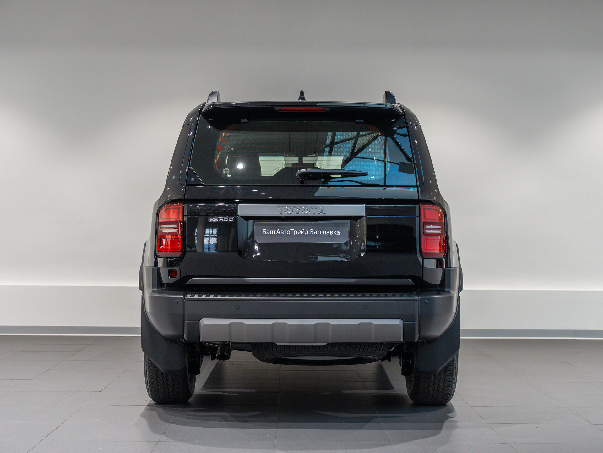 Автомобиль Toyota Land Cruiser Prado 2.8d AT (204 л.с.) 4WD - 6