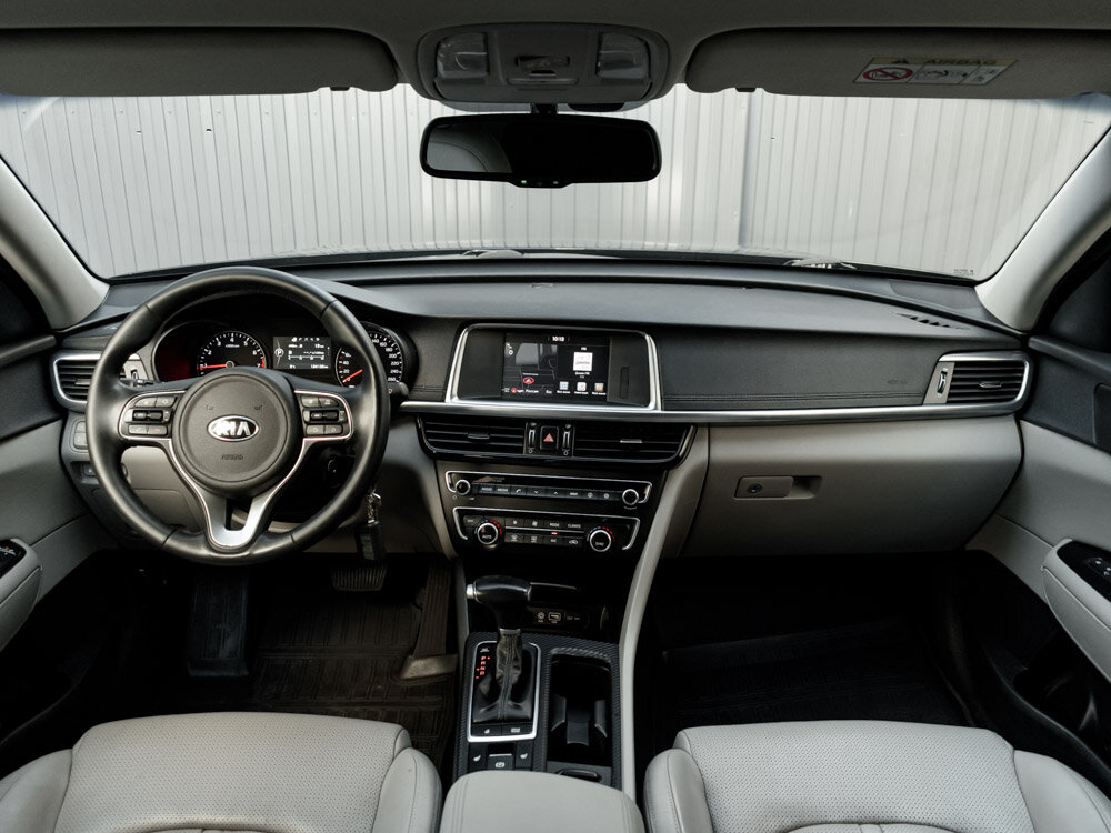 Купить Kia Optima 2.0 AT (150 л.с.), 2017 в Екатеренбурге