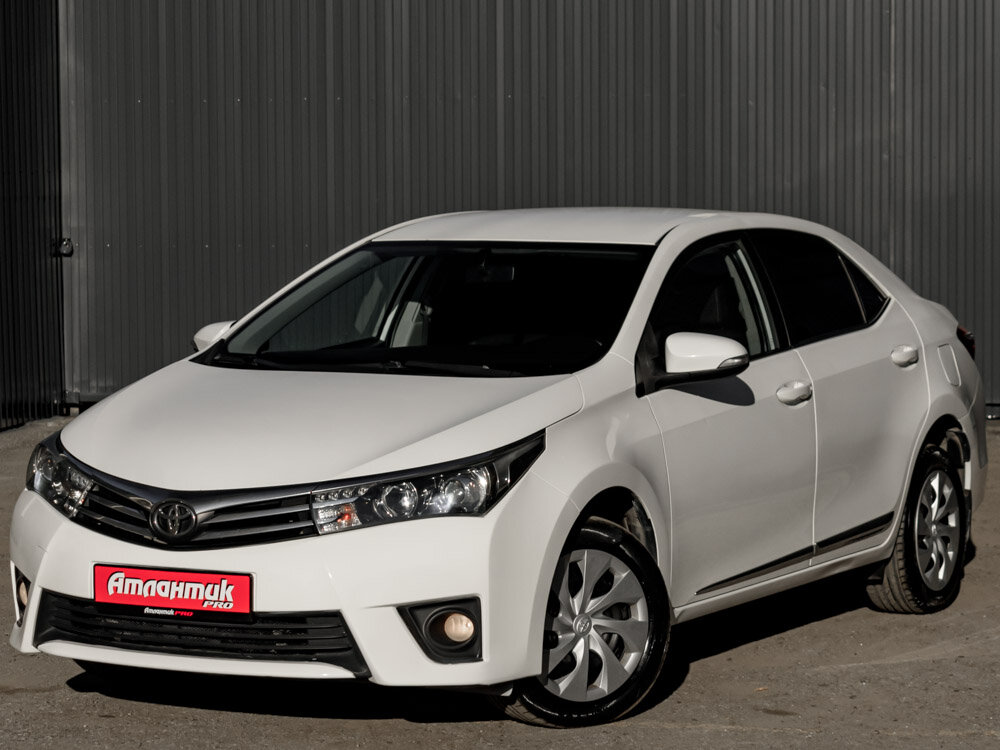 Купить Toyota Corolla 1.8 CVT (140 л.с.), 2013 в Екатеренбурге