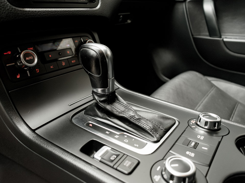 Купить Volkswagen Touareg 3.6 AT (249 л.с.) 4WD, 2012 в Екатеренбурге