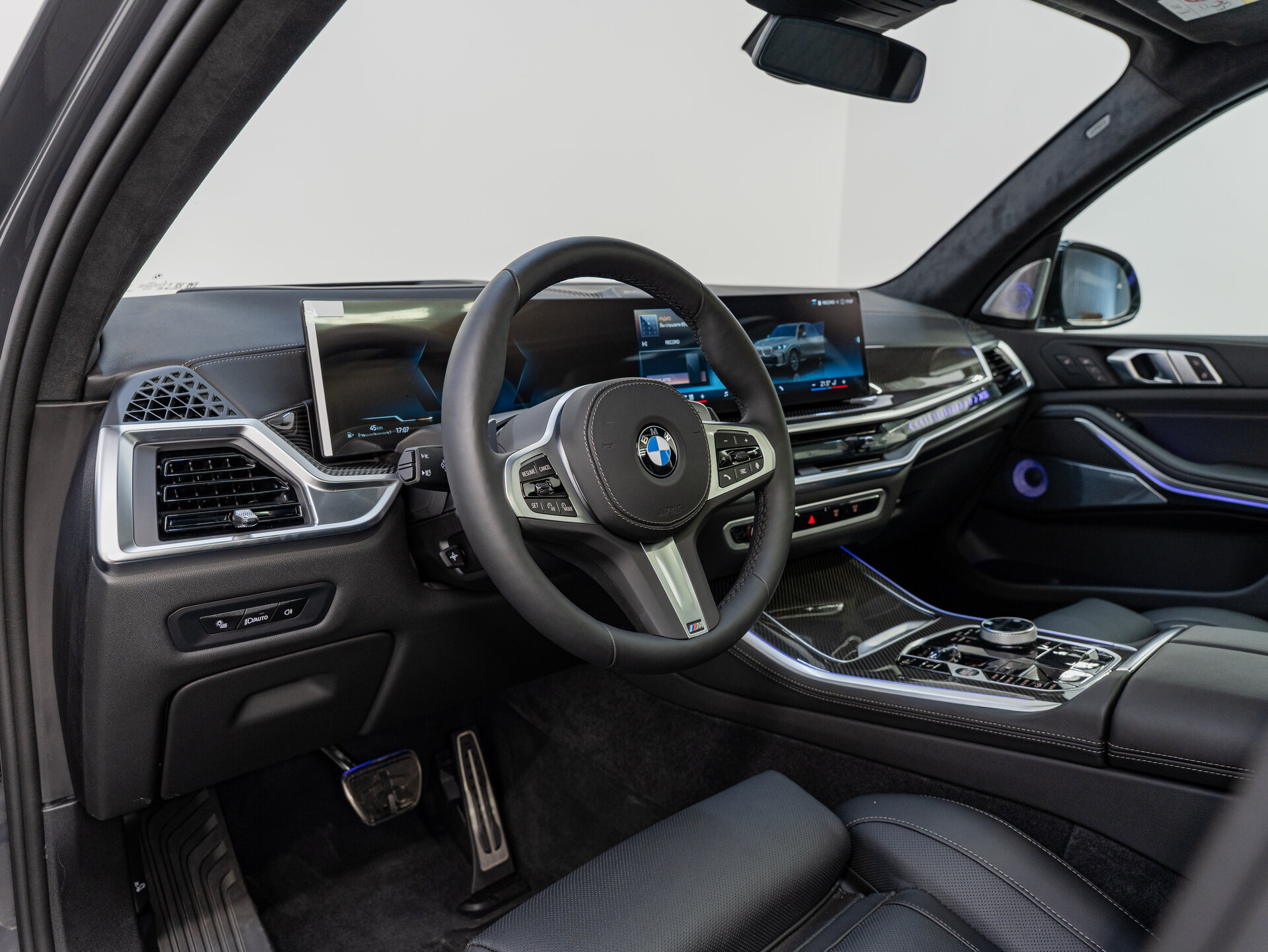 Автомобиль BMW X5 40d 3.0d AT (352 л.с.) 4WD - 13