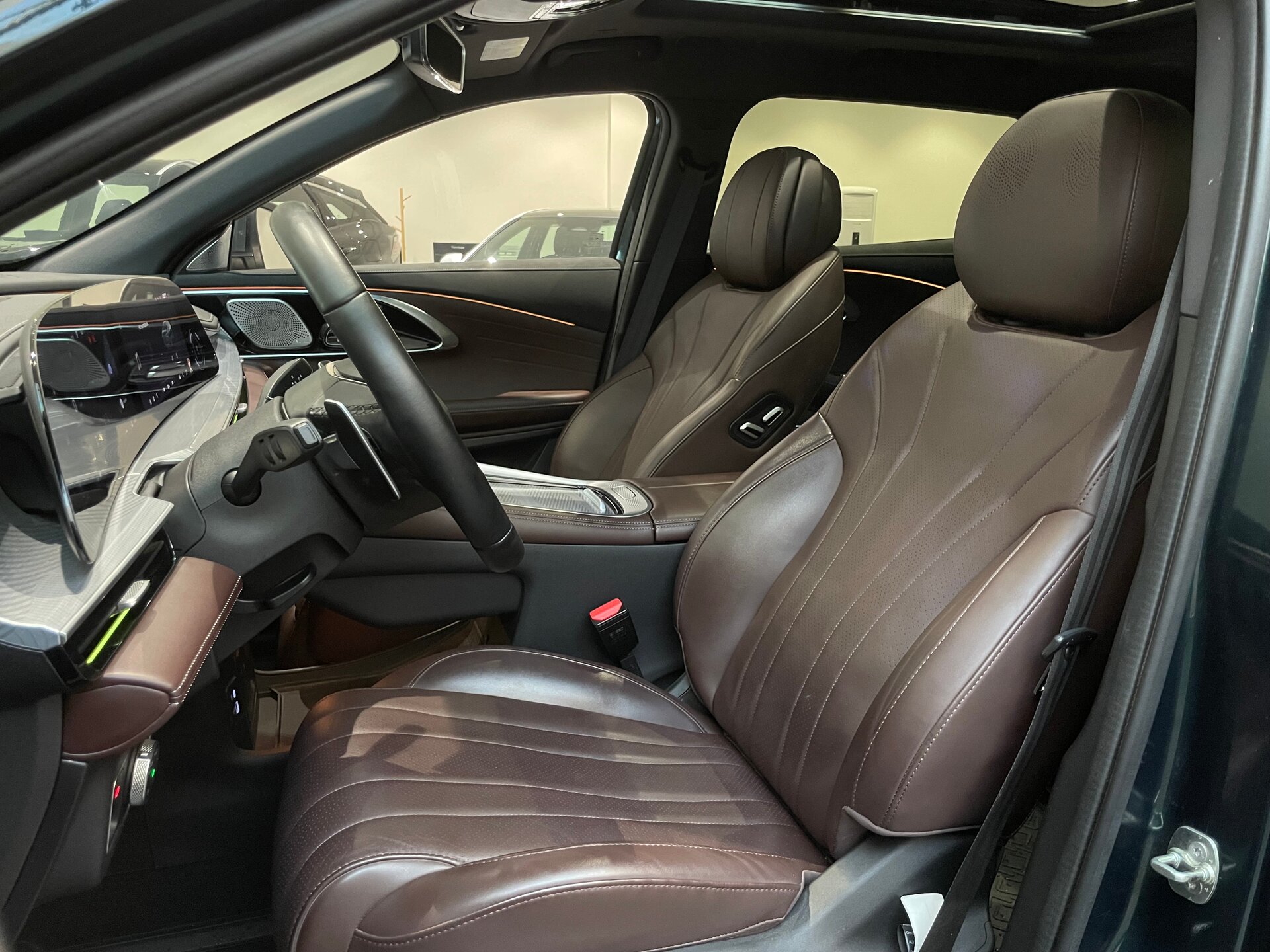 Автомобиль EXEED TXL 2.0 AT (197 л.с.) 4WD - 8
