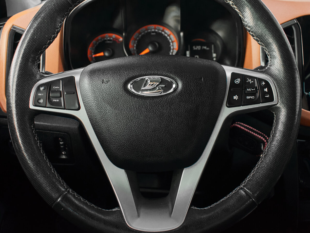 Купить Lada (ВАЗ) XRAY Cross 1.6 CVT (113 л.с.), 2019 в Екатеренбурге