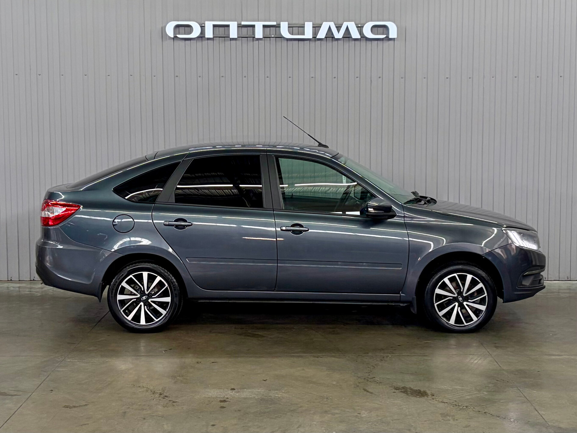 Lada (ВАЗ) Granta 