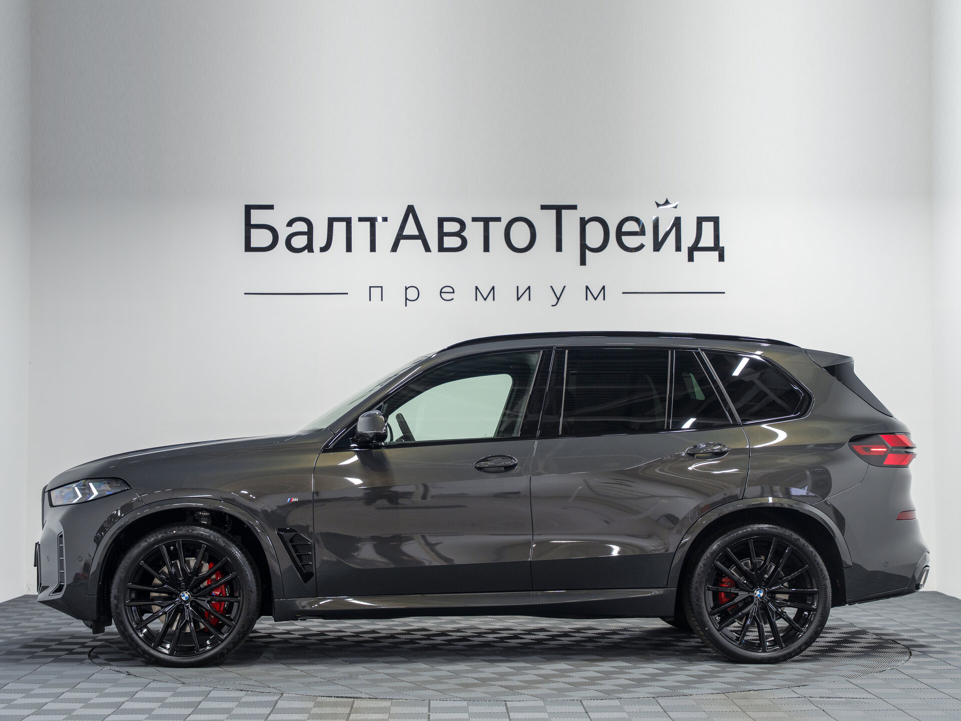 Автомобиль BMW X5 40i 3.0 AT (381 л.с.) 4WD - 11