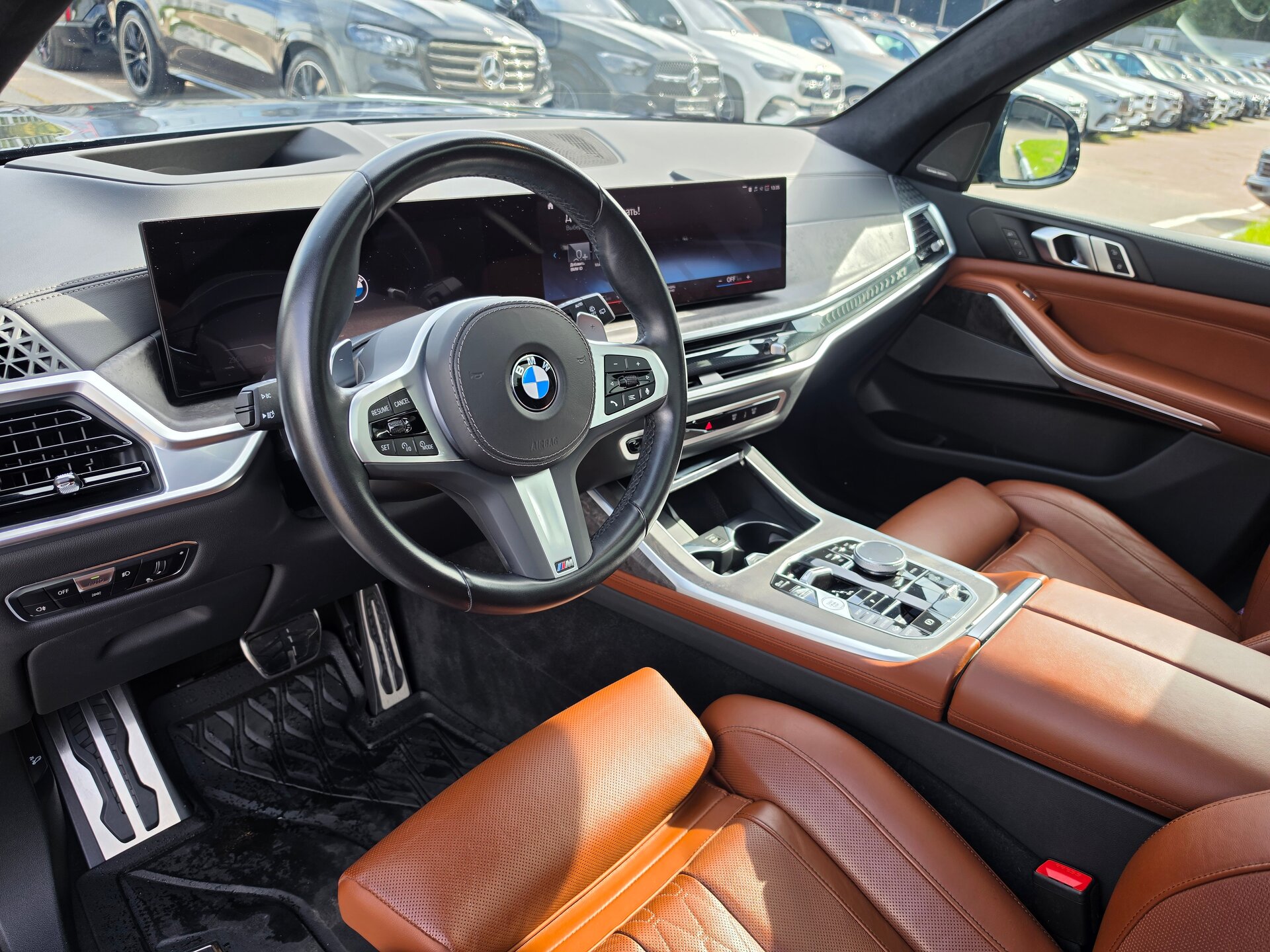 Автомобиль BMW X7 40d 3.0d AT (340 л.с.) 4WD - 5