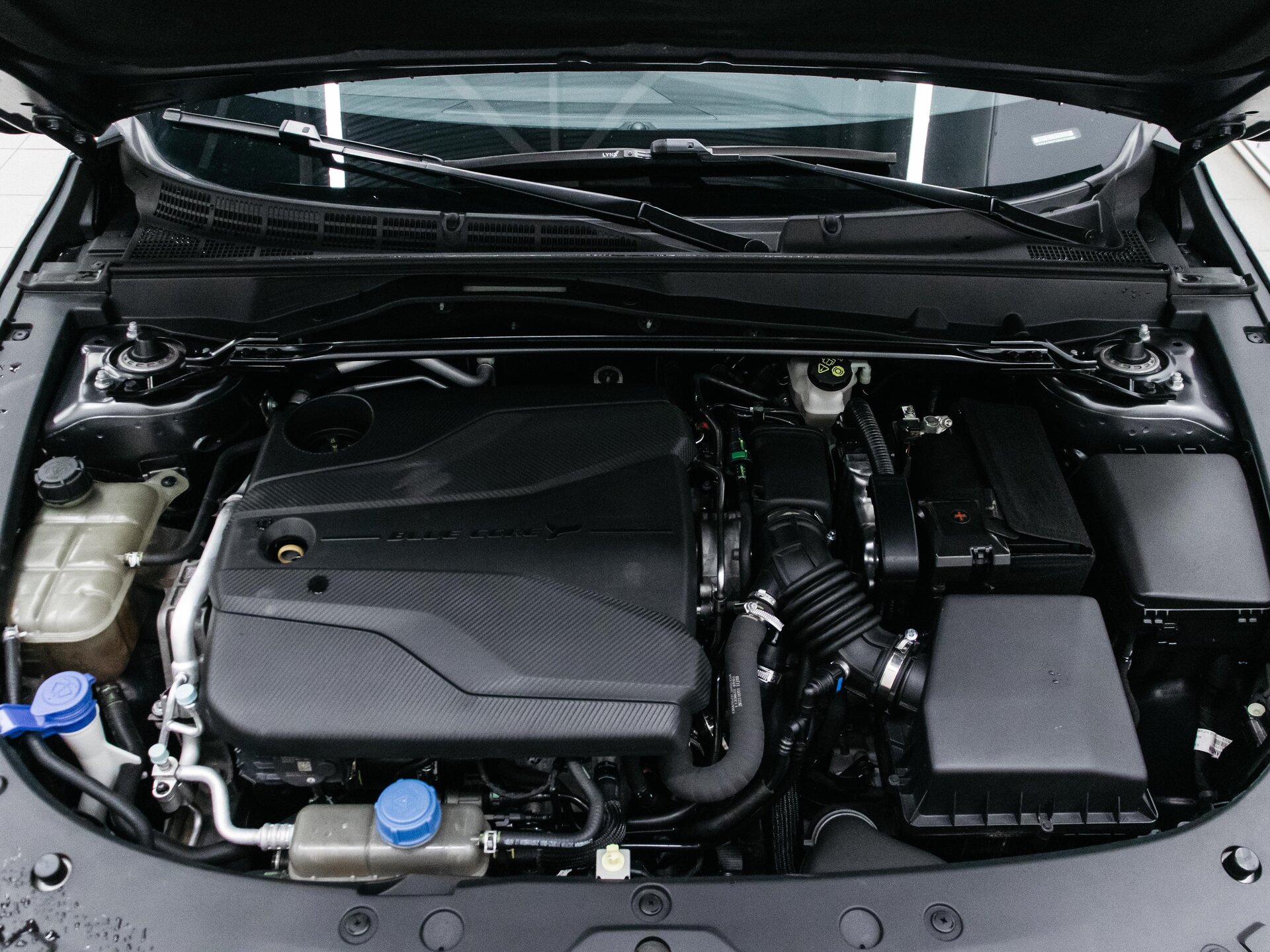 Changan UNI-V 2021 32