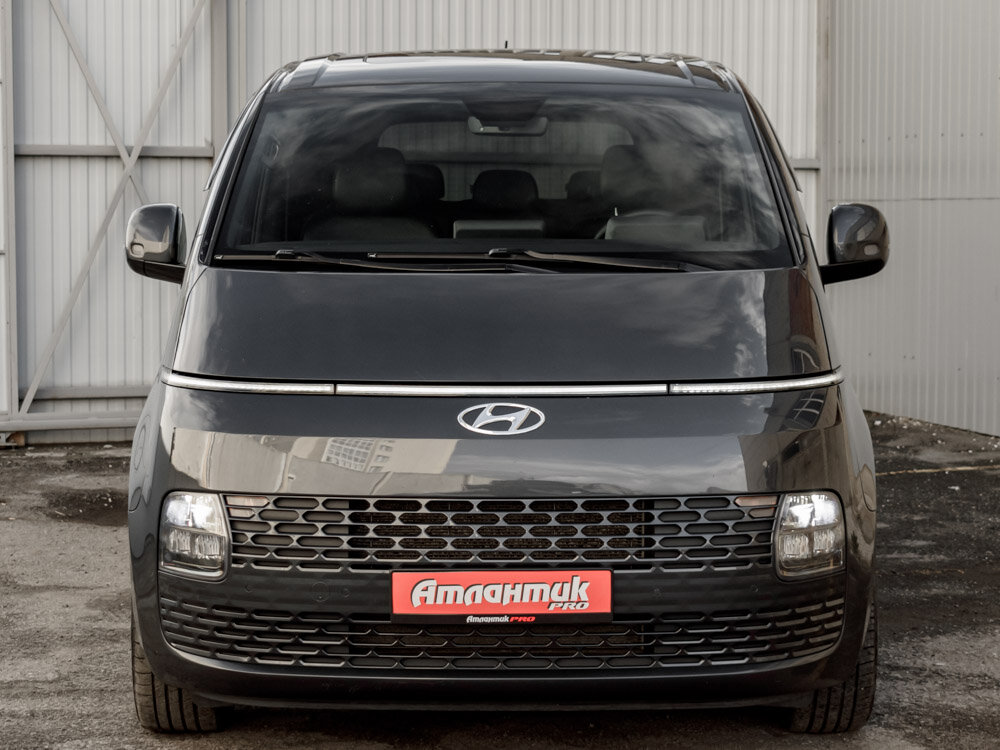 Купить Hyundai Staria 3.5 AT (249 л.с.), 2022 в Екатеренбурге