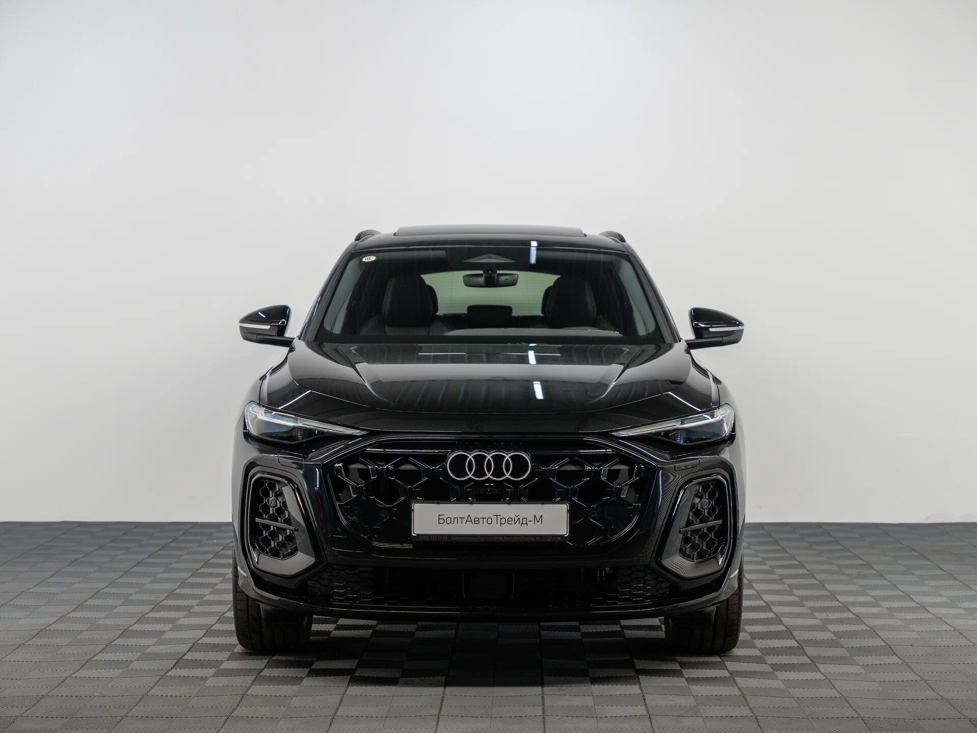 Автомобиль Audi Q5 L 2.0 AMT (204 л.с.) 4WD - 2