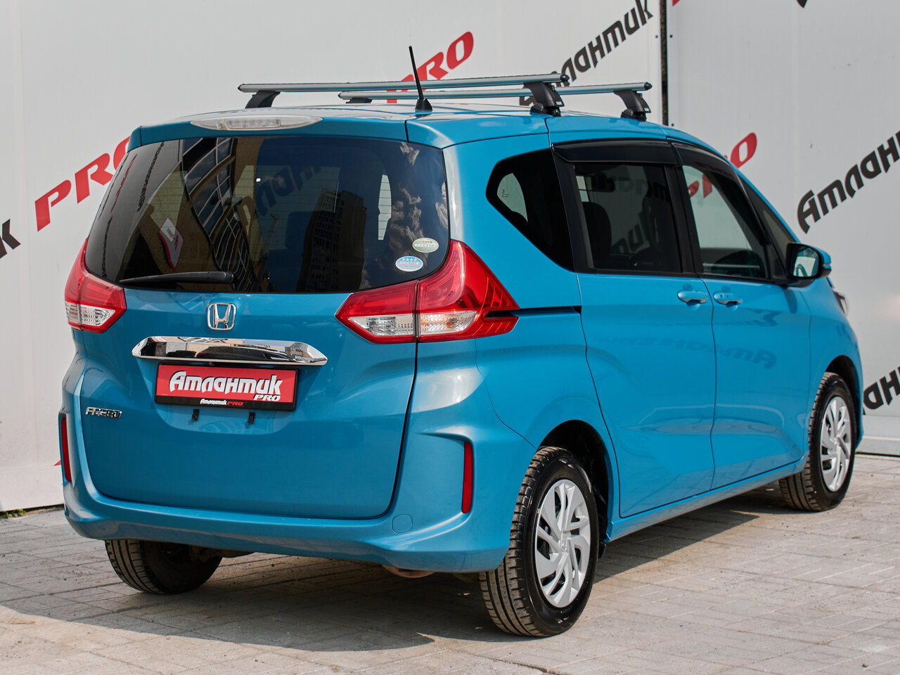 Купить Honda Freed 1.5 CVT (131 л.с.), 2016 в Екатеренбурге