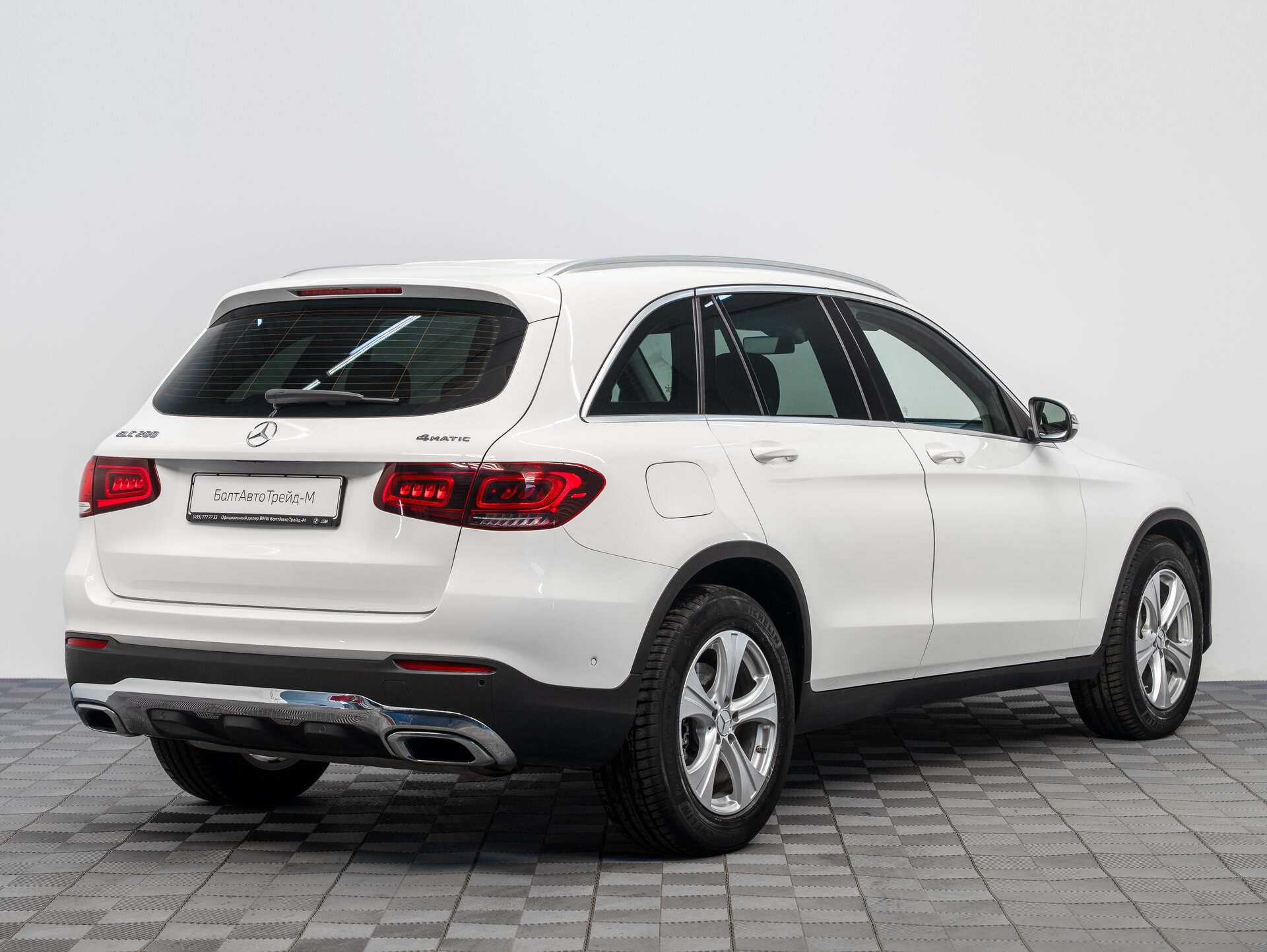 Автомобиль Mercedes-Benz GLC 200 2.0 AT (197 л.с.) 4WD - 2