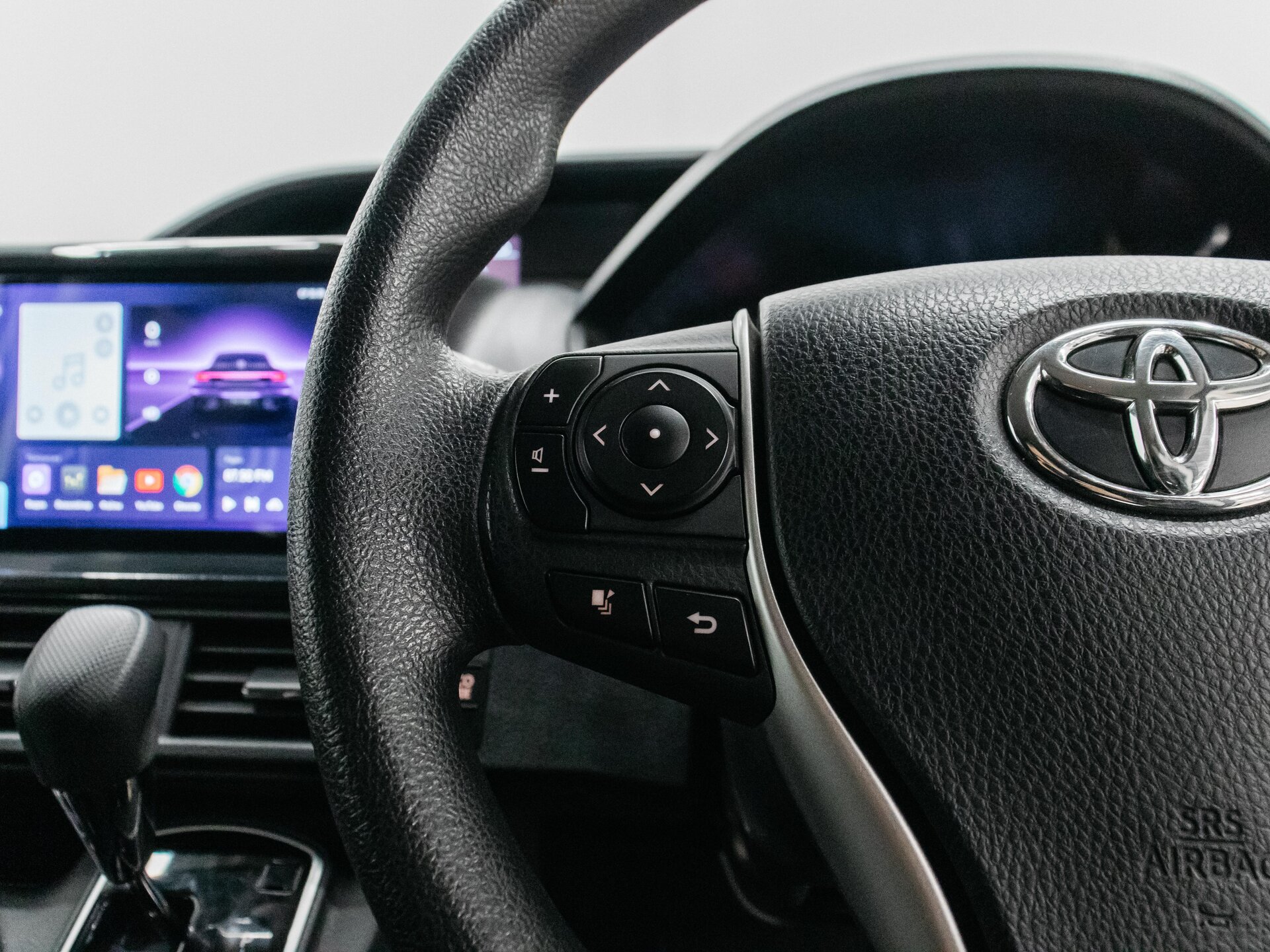 Toyota Noah 2018 19