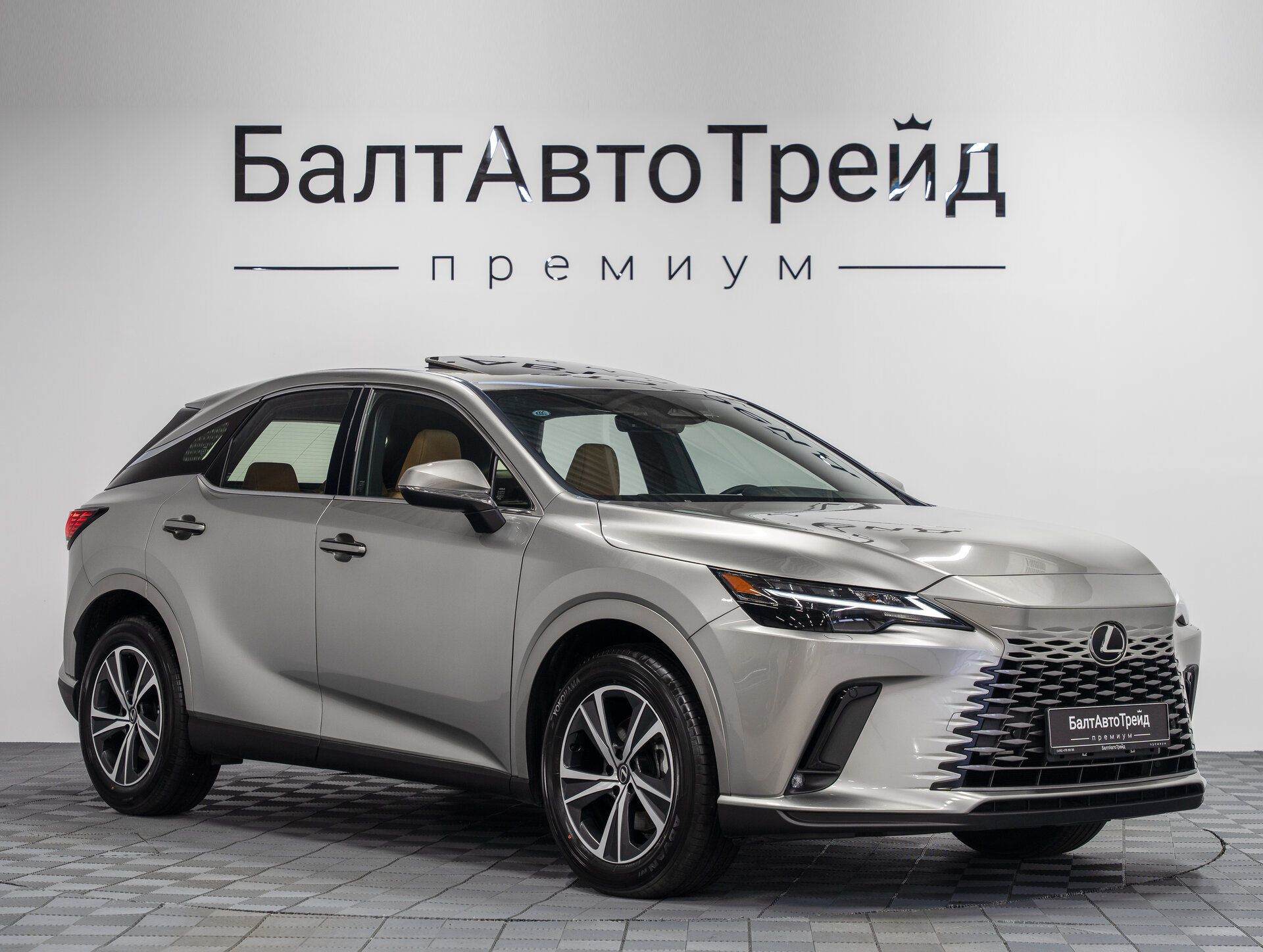 Автомобиль Lexus RX 300 2.0 AT (248 л.с.) 4WD - 5