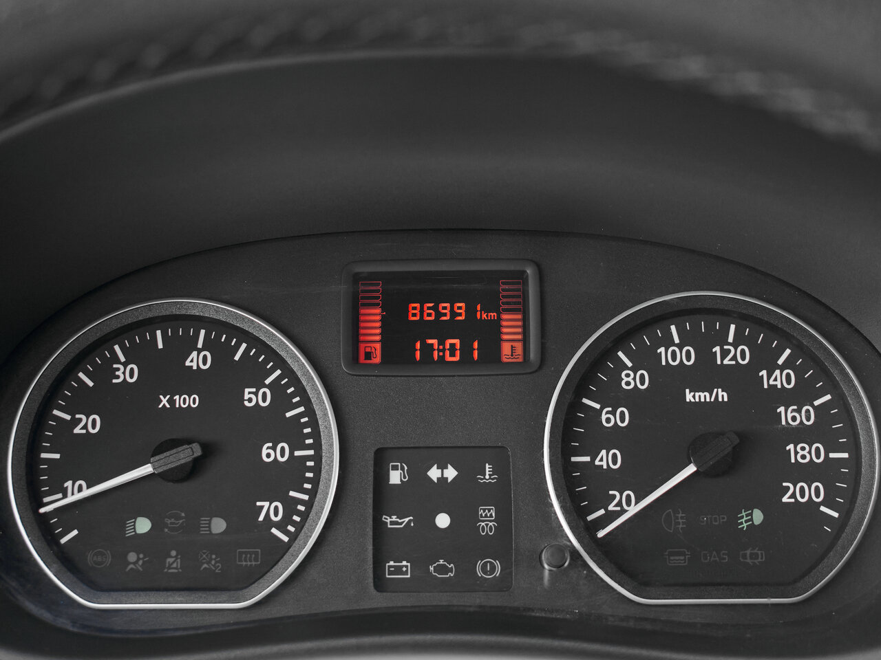 Купить Renault Sandero Stepway 1.6 MT (84 л.с.), 2012 в Екатеренбурге