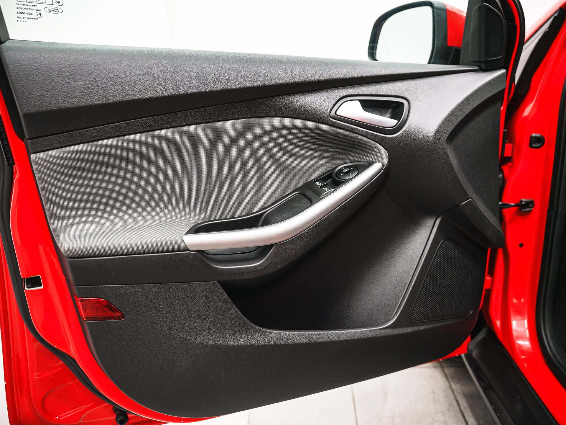 Ford Focus 2012 9