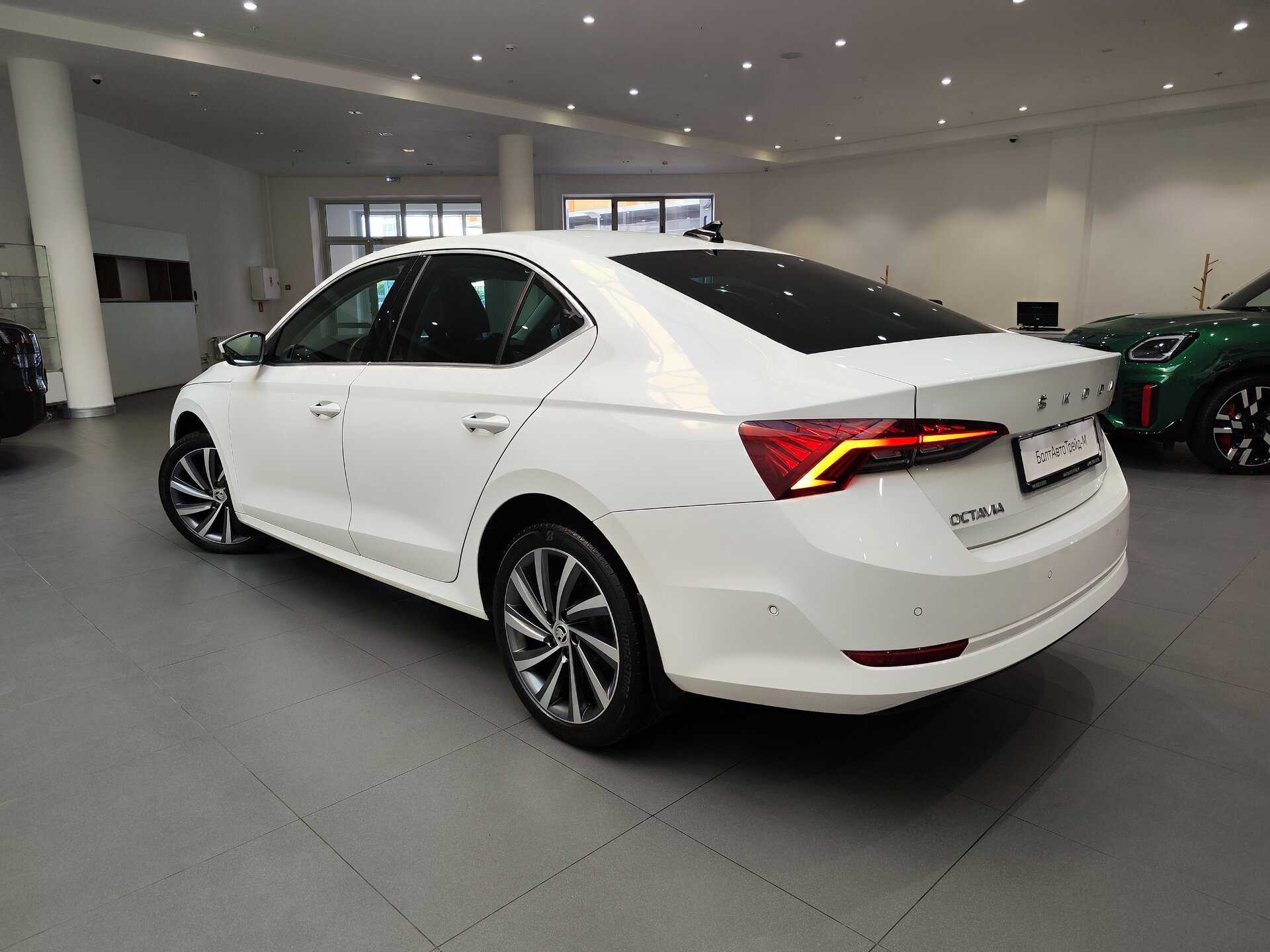 Автомобиль Skoda Octavia 1.4 AT (150 л.с.) - 4