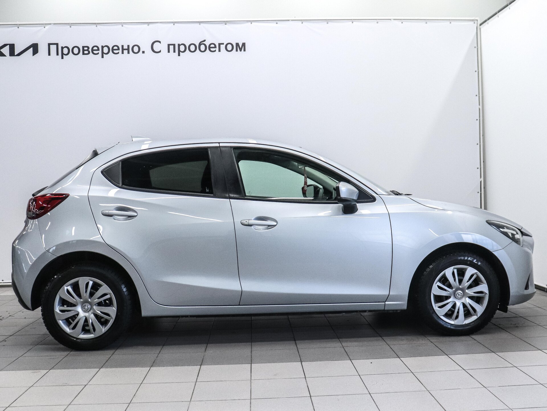 Mazda Demio 2019 5